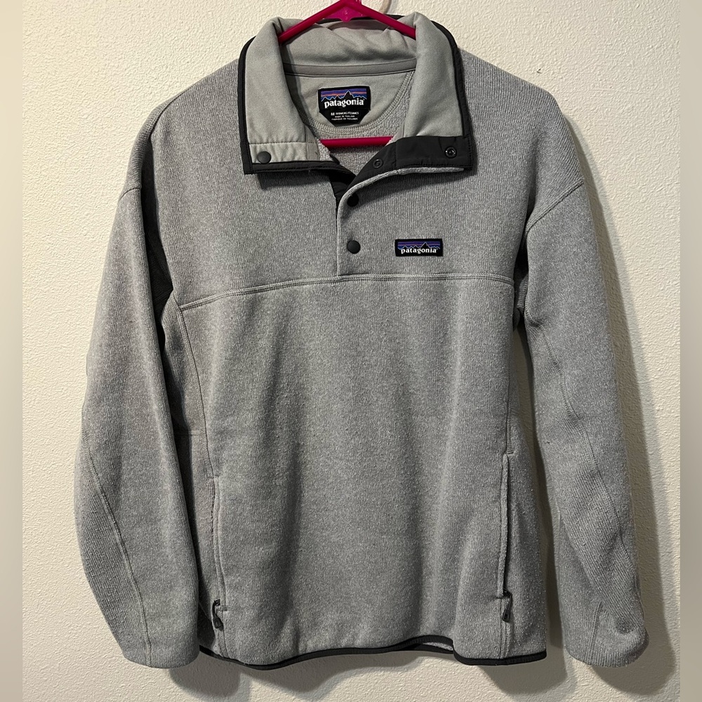 Patagonia pullover sweater